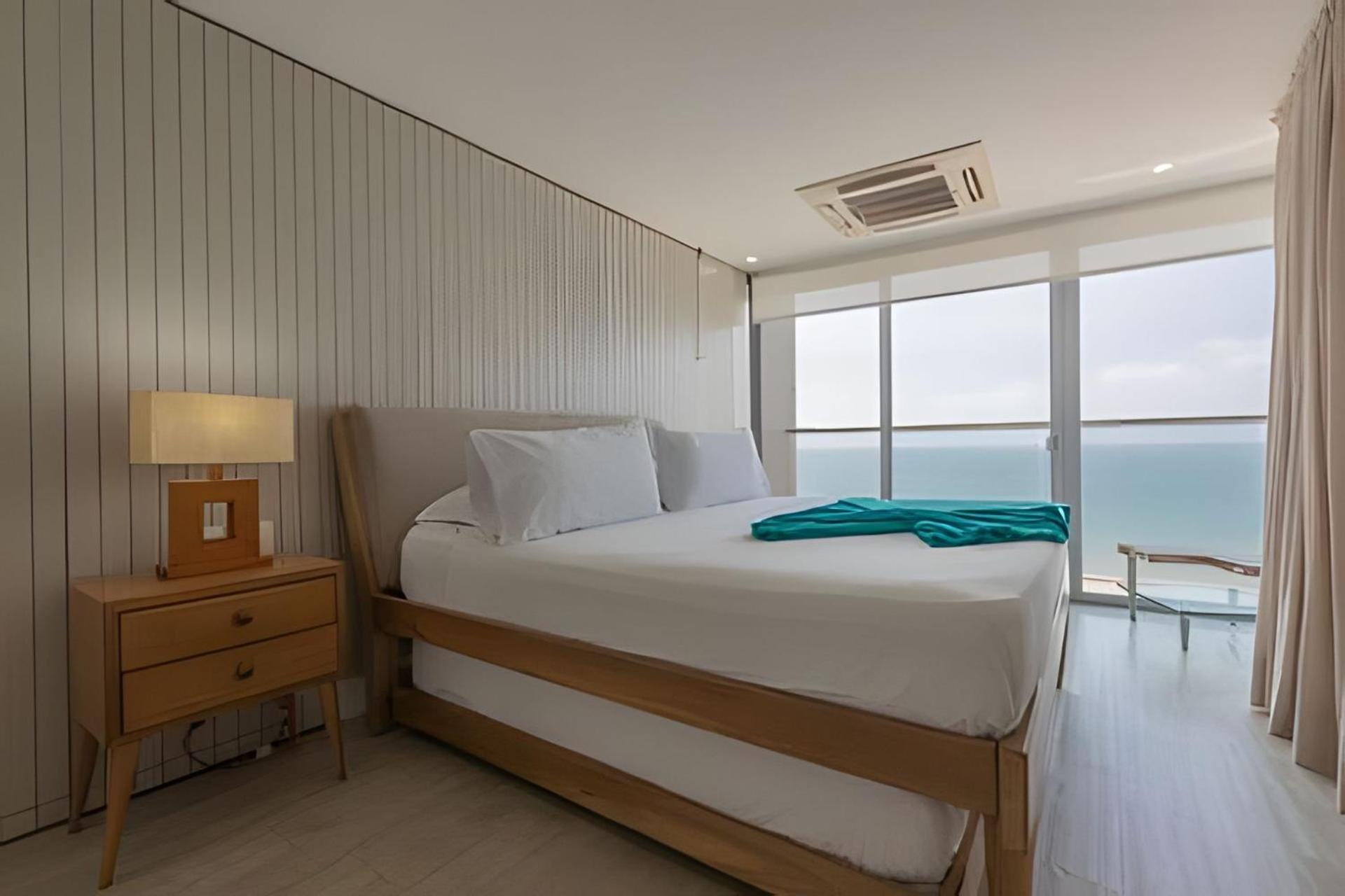 Lujoso Apto De 2 En Piso 15